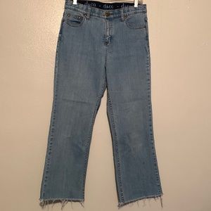 Flared jeans.size is a 6.brand is d&co.light washed.